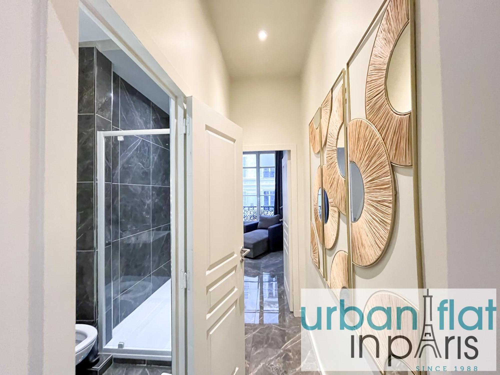 Urban Flat 63 - Beautiful 3 Bedroom Flat Champs-Elysees パリ エクステリア 写真